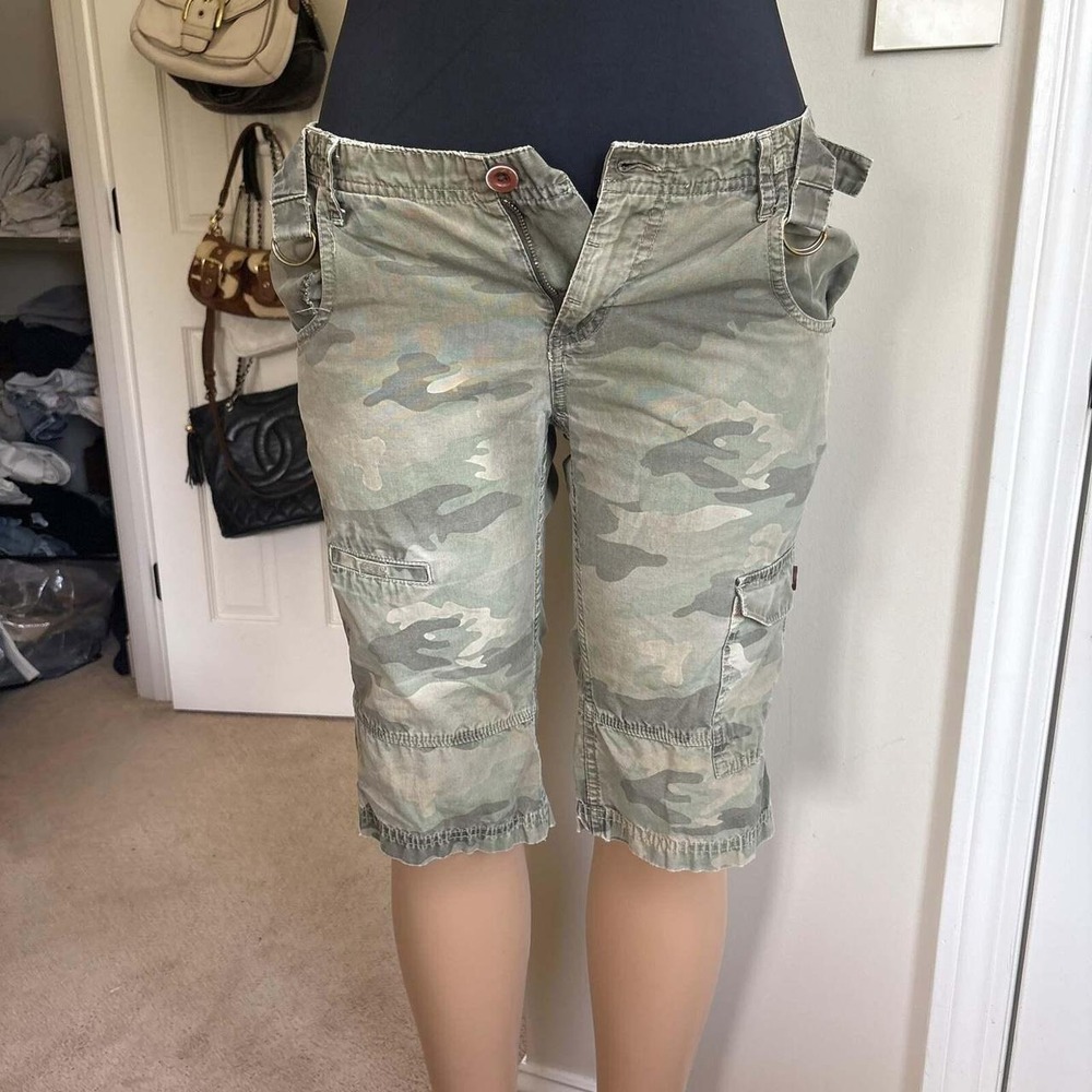 Prana camo cargo cropped pants size 4